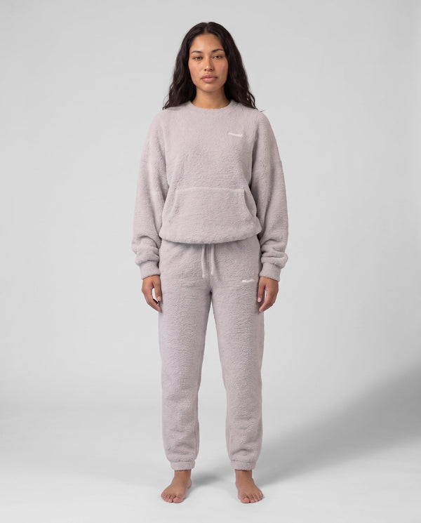 Model Wearing The Plush Mode Set, Full Length 