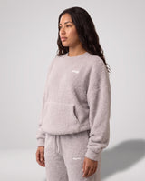 Model wearing the Plush Mode set, side