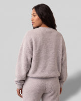 Model wearing the Plush Mode set, back